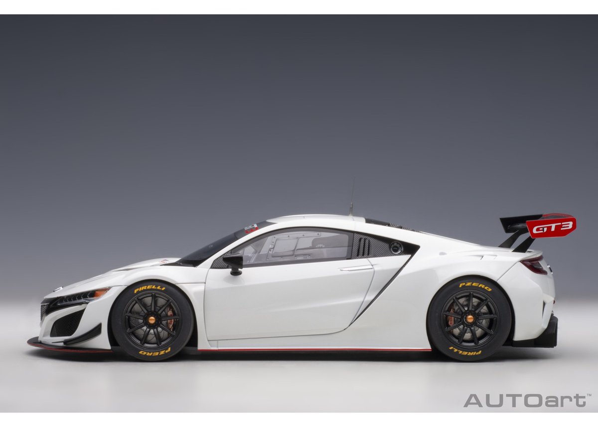 AUTOart 1/18 ホンダ NSX GT3 2018 (ホワイト)*開閉無 81898 AUTOart 1/18 ホンダ NSX GT3 2018 (ホワイト)*開閉無 81898