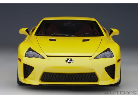 AUTOart 1/18　レクサス LFA （パール・イエロー）　78854