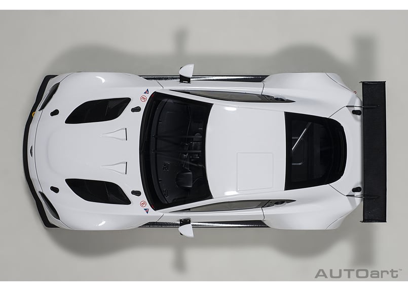 AUTOart 1/18 アストンマーチン ヴァンテージ GTE 2018 AUTOart 1/18 アストンマーチン ヴァンテージ GTE 2018