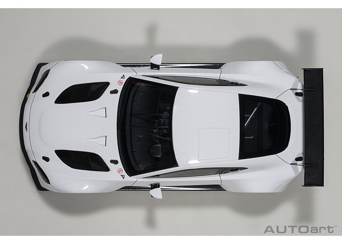 AUTOart 1/18 アストンマーチン ヴァンテージ GTE 2018 AUTOart 1/18 アストンマーチン ヴァンテージ GTE 2018