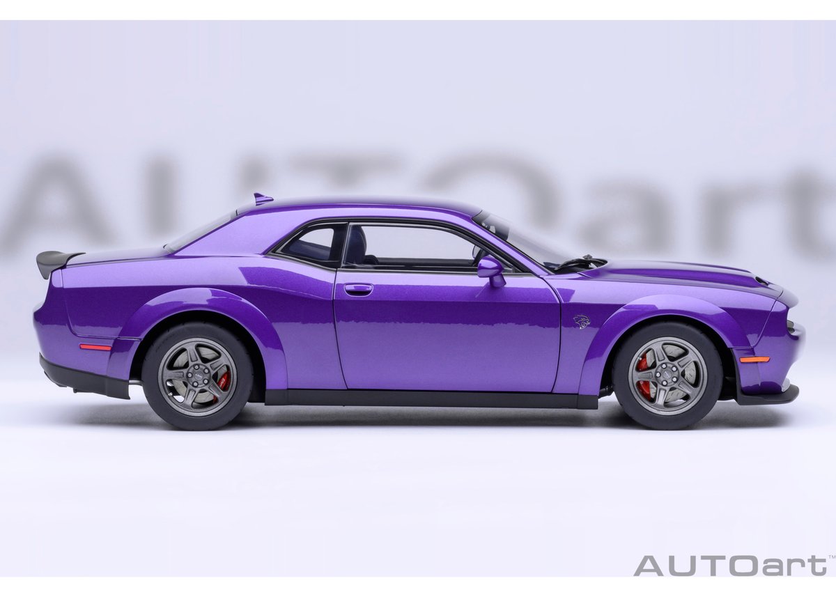 AUTOart 1/18 ダッジ チャレンジャー SRT スーパー ストック 2023