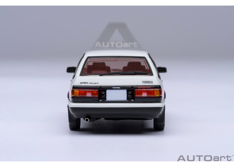 AUTOart 1/64 トヨタ スプリンター トレノ (AE86) 『頭文字 D AUTOart 1/64 トヨタ スプリンター トレノ (AE86) 『頭文字 D