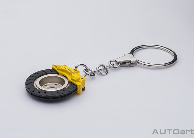 AUTOartDESIGN ブレーキディスク・キーチェーン 6-POT イエローキャリパー 完成品 Amazon.co.jp: AUTOartDESIGN ブレーキディスク・キーチェーン 6