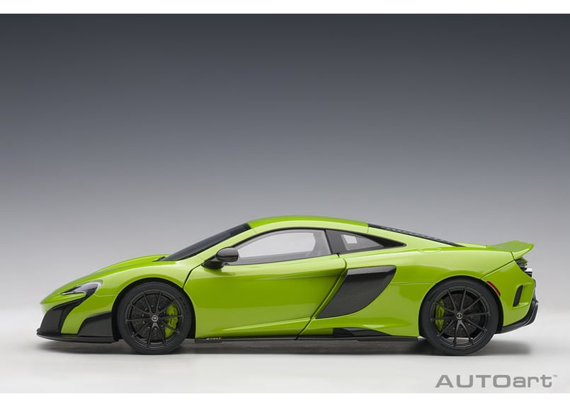 AUTOart 1/18 マクラーレン 675 LT （メタリック・グリーン） 76049 |