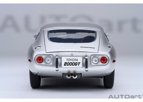 AUTOart 1/18　トヨタ 2000GT 1967 （シルバー）　79548