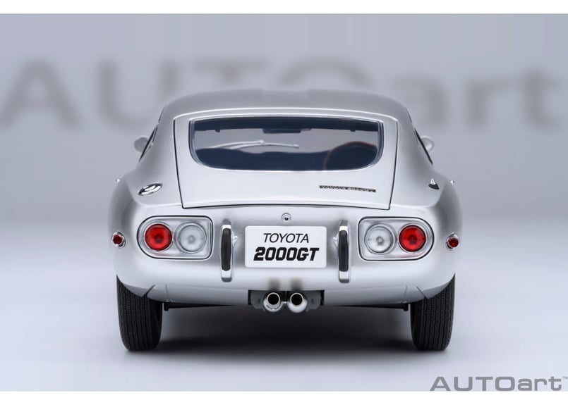 トヨタ 2000GT  TOYOTA AUTOart  オートアート Amazon | AUTOart 1/18 トヨタ 2000GT (ゴールド) 完成品