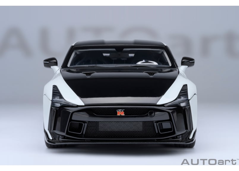 1/18 R35 GTR50コンセプト　イタリアン ミニカー AUTOart 1/18 NISSAN GT-R50 by ITALDESIGN （メタリック