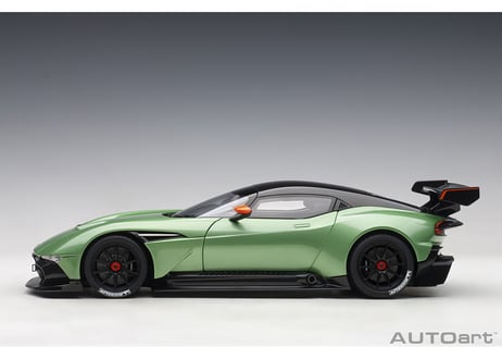 AUTOart 1/18　アストンマーチン ヴァルカン （メタリック・グリーン）　70263