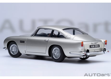 AUTOart 1/18　アストンマーチン DB5 （シルバー・メタリック）　70287