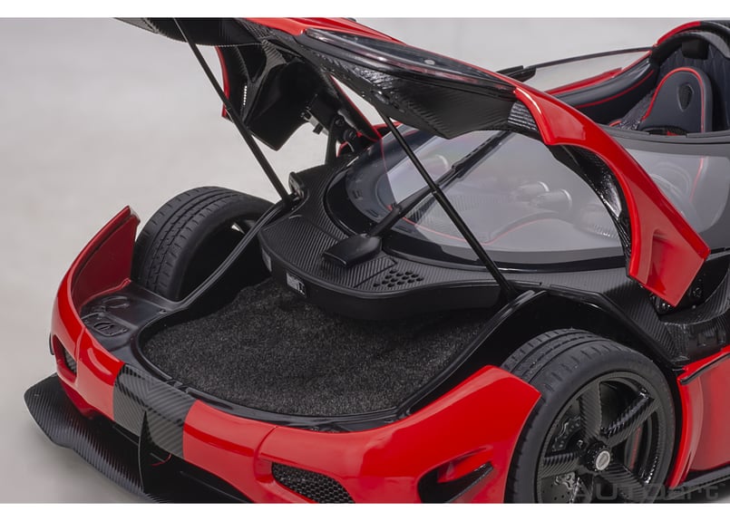 1/18 ケーニグセグアゲーラRS AUTOart 1/18 ケーニグセグ アゲーラ RS （オレンジ／カーボン