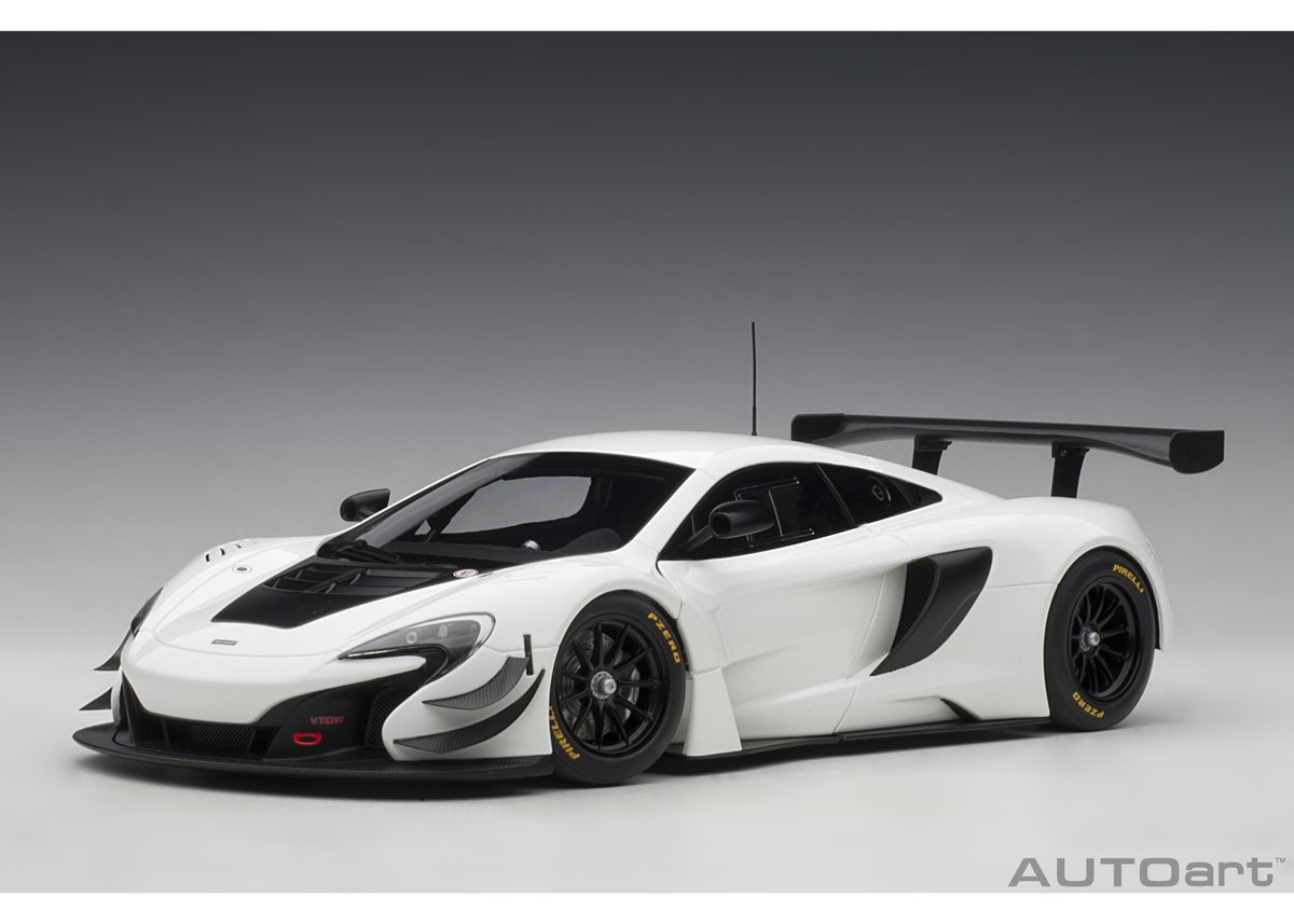 未展示品オートアート 1/18 マクラーレン 12C GT3 ホワイト