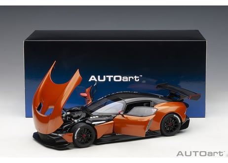 AUTOart 1/18　アストンマーチン ヴァルカン （メタリック・オレンジ）　70264
