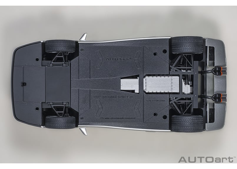 AUTOart 1/18 ランボルギーニ ディアブロ SE30 イオタ （TITANIO／メタ...