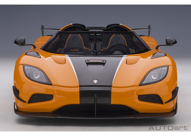 AUTOart 1/18 ケーニグセグ アゲーラ RS (オレンジ/カーボン AUTOart 1/18 ケーニグセグ アゲーラ RS (オレンジ/カーボン