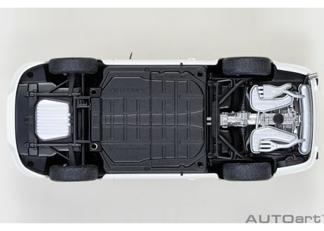 AUTOart 1/18　ポルシェ 911 カレラ 2.7 RS （グランプリホワイト／レッド・ストライプ）　78030
