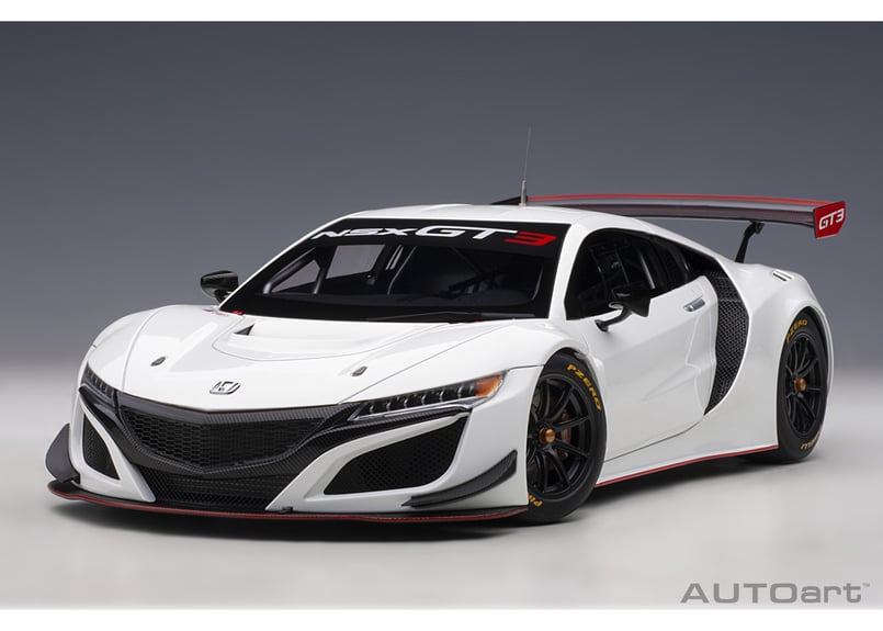 AUTOart 1/18 ホンダ NSX GT3 2018 (ホワイト)*開閉無 81898 AUTOart 1/18 ホンダ NSX GT3 2018 (ホワイト)*開閉無 81898