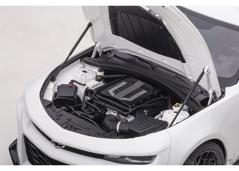 AUTOart 1/18 シボレー カマロ ZL1 2017 (ホワイト) 71206 | A AUTOart 1/18 シボレー カマロ ZL1 2017 (ホワイト) 71206 | A
