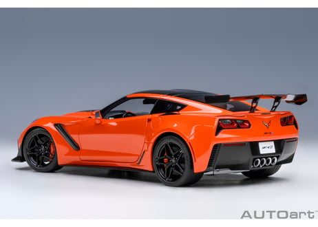AUTOart 1/18　シボレー コルベット （C7） ZR1 （オレンジ）　71279