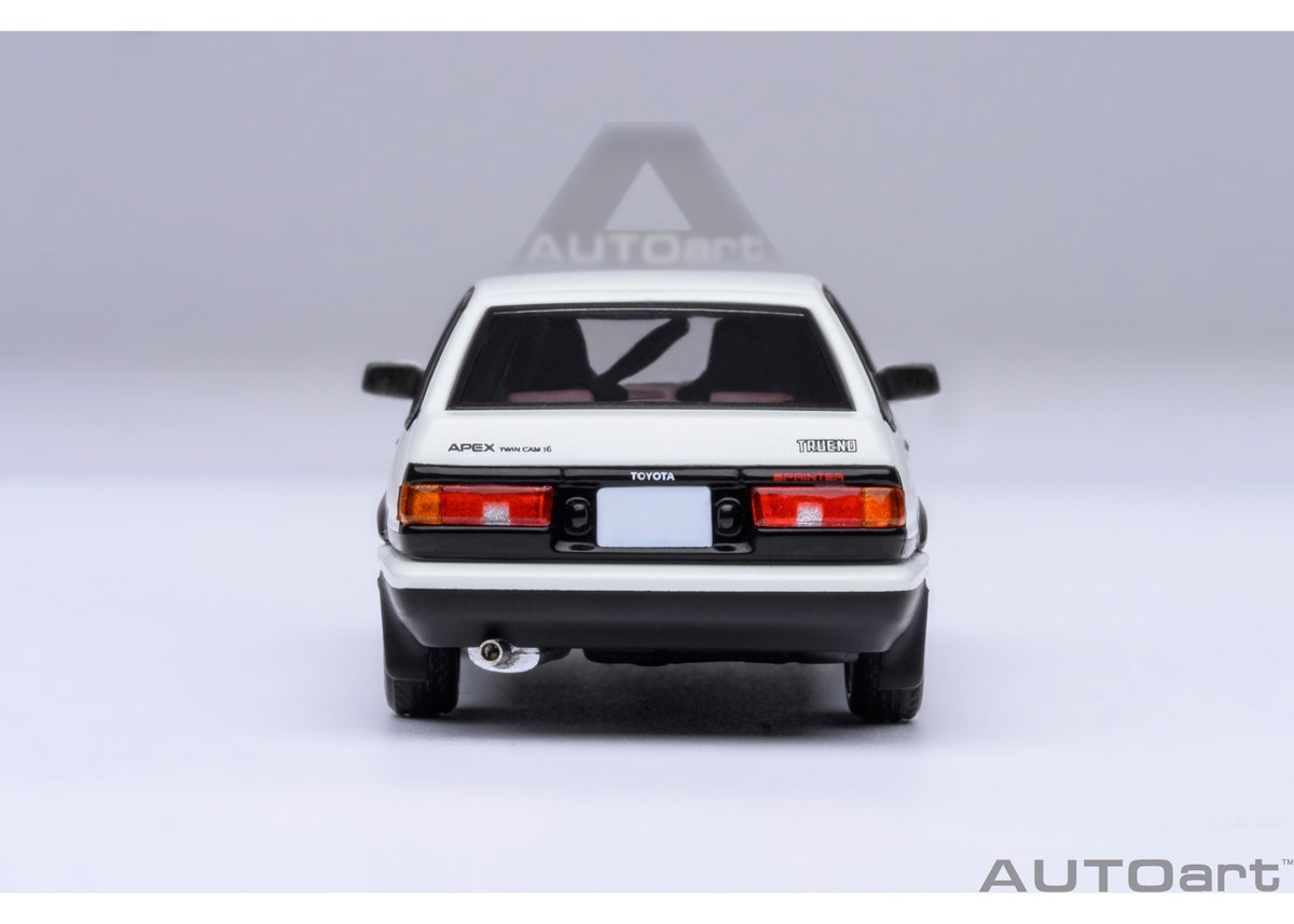AUTOart 1/64 トヨタ スプリンター トレノ (AE86) 『頭文字 D AUTOart 1/64 トヨタ スプリンター トレノ (AE86) 『頭文字 D