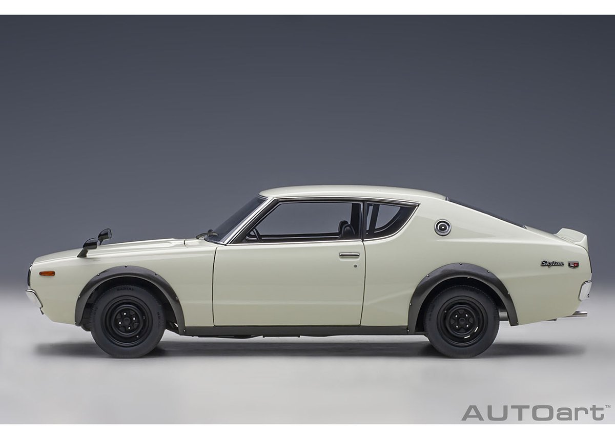 AUTOart 1/18 日産 スカイライン 2000 GT-R （KPGC110） （ホワイ...