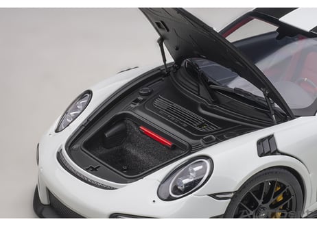 AUTOart 1/18　ポルシェ 911 （991.2） GT2 RS ヴァイザッハ・パッケージ （ホワイト／カーボンブラック）　78171