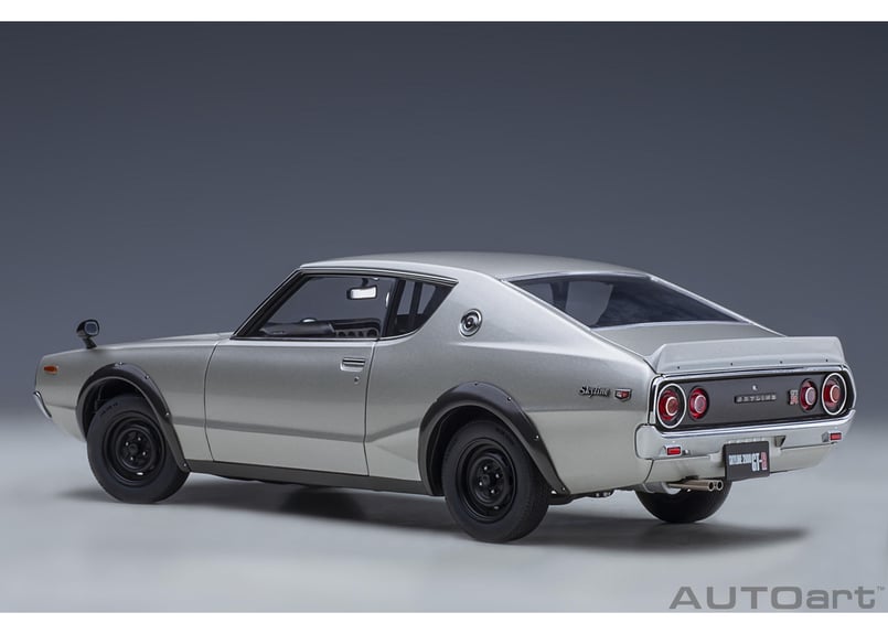 1/18 日産スカイライン 2000GT-R ケンメリ KPGC110 シルバー