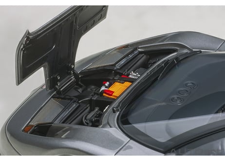 AUTOart 1/18　ブガッティ EB110 SS （シルバー・メタリック）　70916