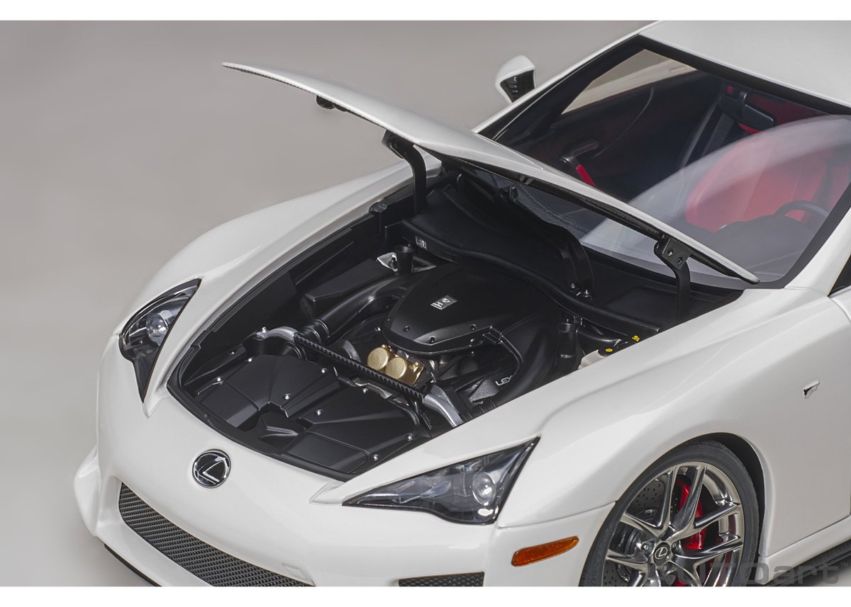 AUTOart 1/18 レクサス LFA (ホワイテスト・ホワイト) 78850 AUTOart 1/18 レクサス LFA (ホワイテスト・ホワイト) 78850