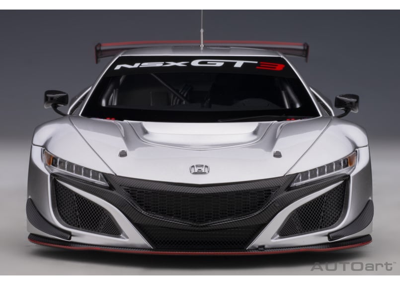 AUTOart - オートアート　1/18 　 ホンダ　NSX 　GT3 AUTOart 1/18 ホンダ NSX GT3 2018 （ハイパー・シルバー