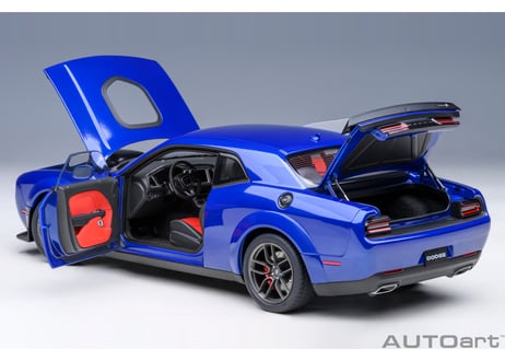 AUTOart 1/18　ダッジ チャレンジャー R/T スキャットパック ワイドボディ 2022 （INDIGO BLUE / メタリック・ブルー）　71772