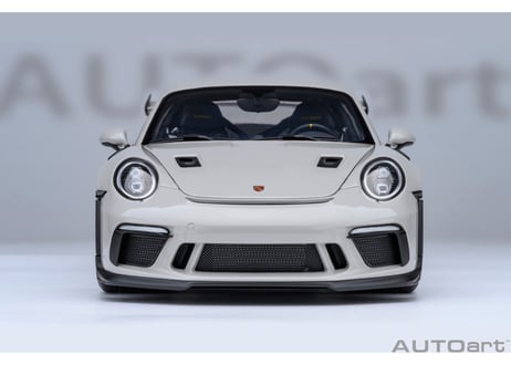 AUTOart 1/18　ポルシェ 911 （991.2） GT3 RS （ライトグレー）　78180