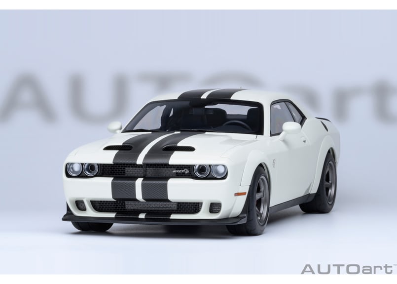 AUTOart 1/18 ダッジ チャレンジャー SRT スーパー ストック 2023