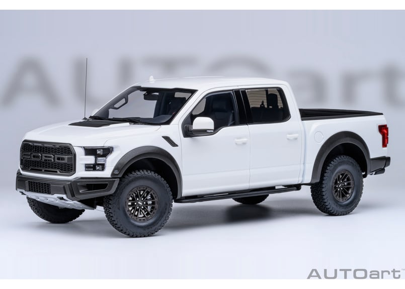 t.o様 リクエスト確認用　 フォード F-150ピックアップトラック　ミニカー AUTOart 1/18 フォード F-150 ラプター スーパークルー 2019 （ホワイト
