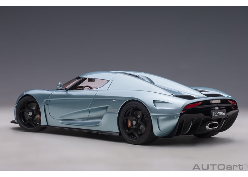 AUTOart 1/18 ケーニグセグ レゲーラ (メタリック・ライト AUTOart 1/18 ケーニグセグ レゲーラ (メタリック・ライト