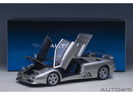 AUTOart 1/18　ランボルギーニ ディアブロ SE30 イオタ （TITANIO／メタリック・シルバー）　79143