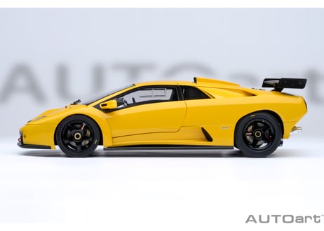 AUTOart 1/18　ランボルギーニ ディアブロ GTR （イエロー）　79138