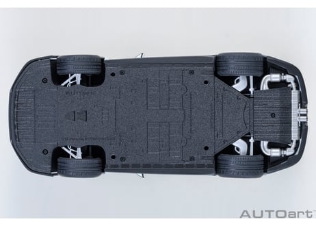 AUTOart 1/18　ポルシェ 911 （991.2） GT3 RS ヴァイザッハ・パッケージ （ホワイト／カーボンブラック）　78176