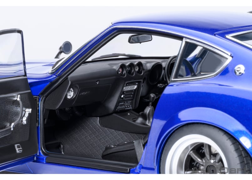 AUTOart 1/18 日産 フェアレディZ （S30） 「湾岸ミッドナイト」 悪魔