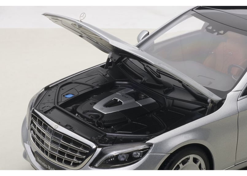 AUTOart 1/18 メルセデス・マイバッハ S 600 (シルバー) 76292 AUTOart 1/18 メルセデス・マイバッハ S 600 (シルバー) 76292