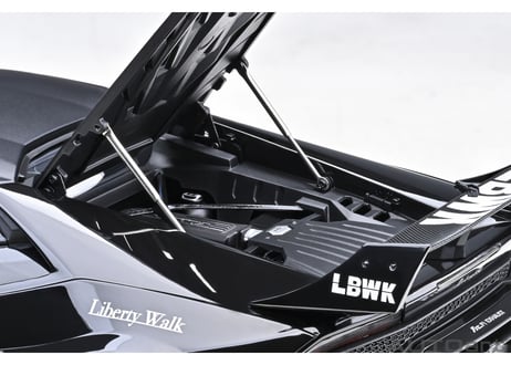 AUTOart 1/18　 リバティーウォーク LB‐シルエット ワークス ランボルギーニ ウラカン GT （ブラック）　79129