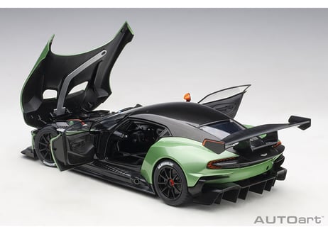 AUTOart 1/18　アストンマーチン ヴァルカン （メタリック・グリーン）　70263