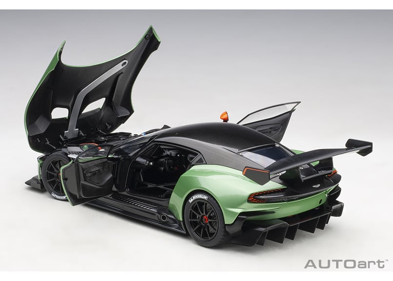 AUTOart 1/18 アストンマーチン ヴァルカン (メタリック AUTOart 1/18 アストンマーチン ヴァルカン (メタリック