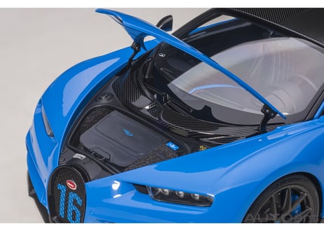 AUTOart 1/18　ブガッティ シロン スポーツ 2019 （フレンチ・ブルー／カーボン・ブラック）　70997