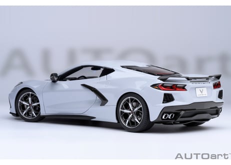 AUTOart 1/18　シボレー コルベット （C8） スティングレイ Z51 （グレー・メタリック）　71284