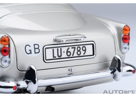 AUTOart 1/18　アストンマーチン DB5 「007／ゴールドフィンガー」 ボンドカー　70296