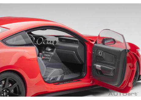 AUTOart 1/18　フォード シェルビー GT350R （レッド）　72935