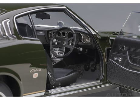 AUTOart 1/18　トヨタ セリカ リフトバック 2000GT （RA25） 1973 （モスグリーン）　78768