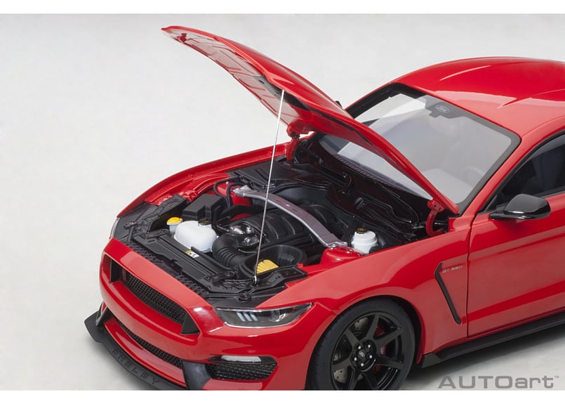 AUTOart 1/18 フォード シェルビー GT350R (レッド) 72935 | AU AUTOart 1/18 フォード シェルビー GT350R (レッド) 72935 | AU