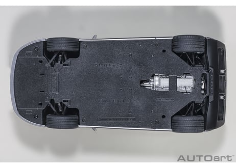 AUTOart 1/18　ブガッティ EB110 SS （シルバー・メタリック）　70916