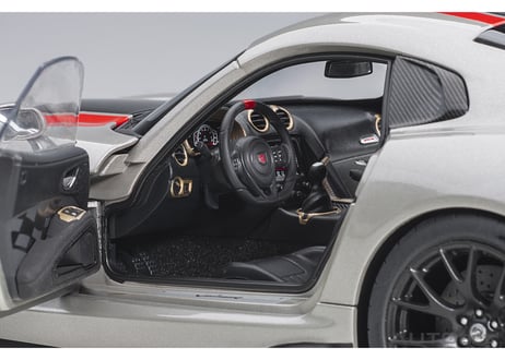 AUTOart 1/18　ダッジ バイパー ACR （メタリック・シルバー／ブラック・ストライプ）　71733